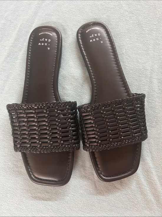 a new day Shoes - a new day Woven Slide Sandals in black 9.5 NWOT